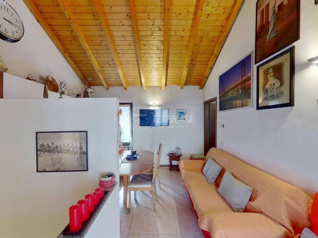 Appartamento a Meda in Via Cristoforo Colombo 35 - Foto 5