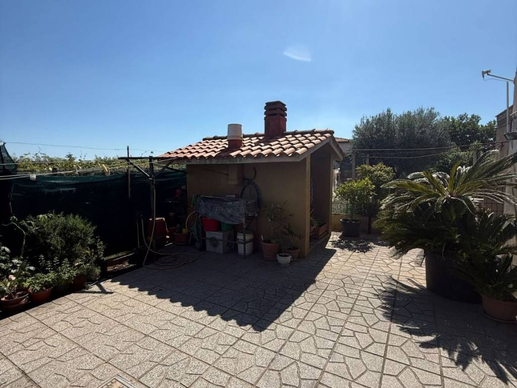 Villa a Cisterna di latina in Via Colle Marcaccio - Foto 3