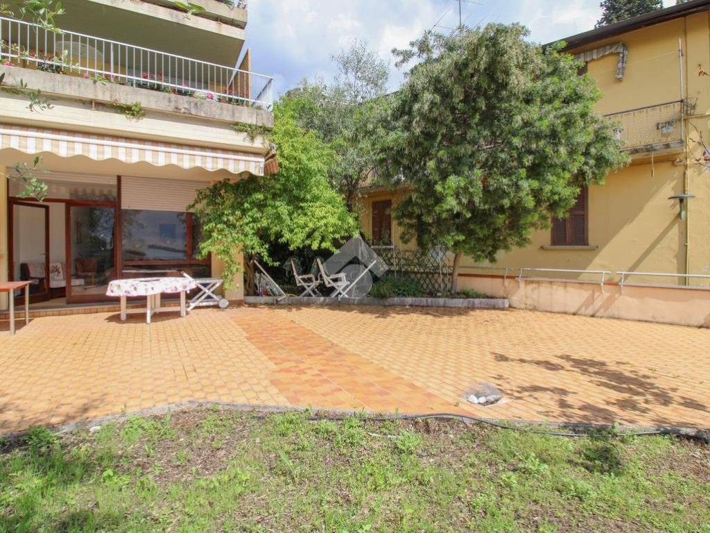 Appartamento a Salò in Via Valle Fiorita - Foto 2