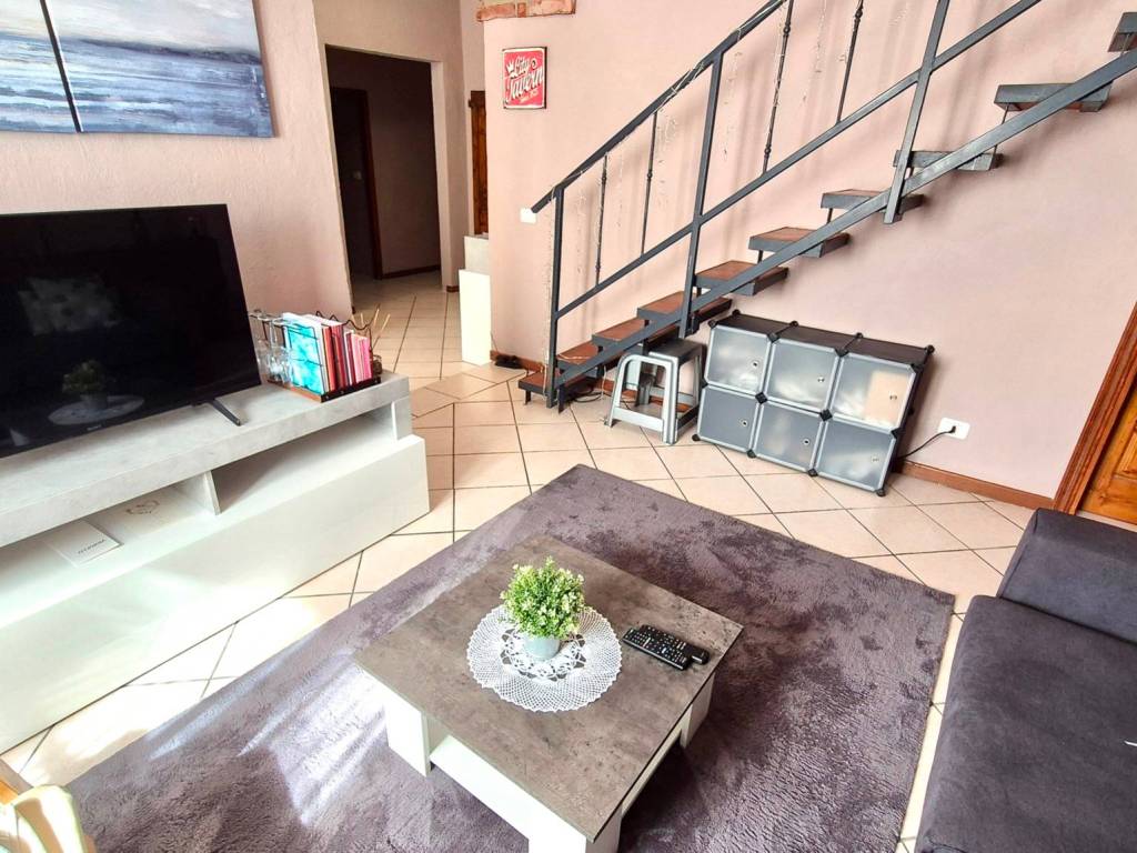 Appartamento a Loro ciuffenna in Via Martiri dell'Oreno - Foto 5