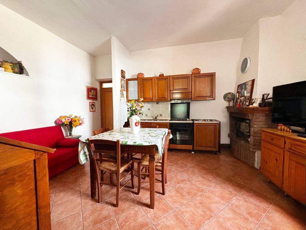 Appartamento a Montalto di castro in VIA VITTORIA NENNI, 8 - Foto 2