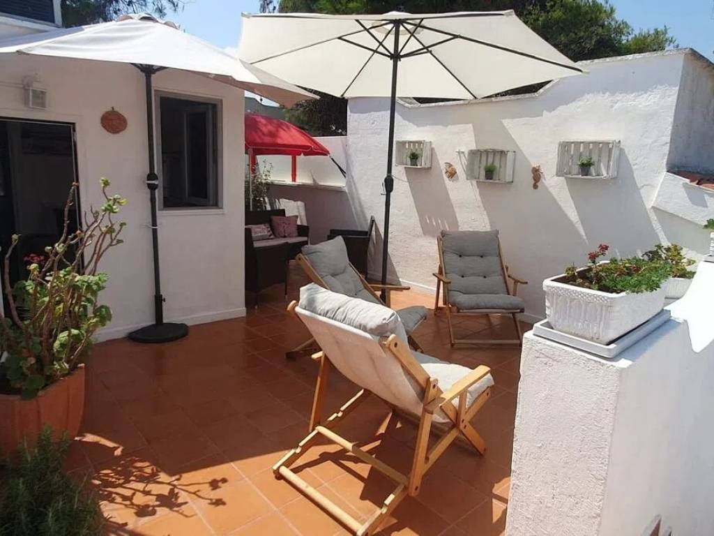 Villa a Ostuni in Cala Di Rosa Marina S.N.C. - Foto 4