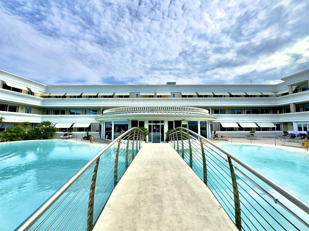 Appartamento a Desenzano del garda in Viale Francesco Agello, 130 - Foto 2