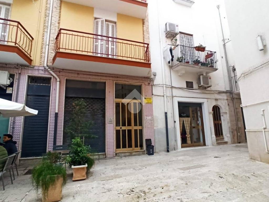 Appartamento a Mola di bari in VIA SILVIO PELLICO, 10 - Foto 3