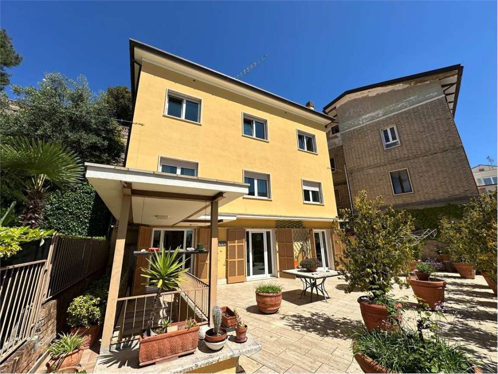 Casa indipendente a Osimo in via Marcelletta, 18 - Foto 4