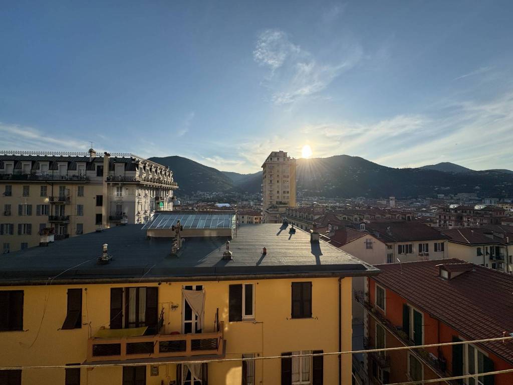 Appartamento a La spezia in Scalinata Gerolamo Guidoni, 4 - Foto 2