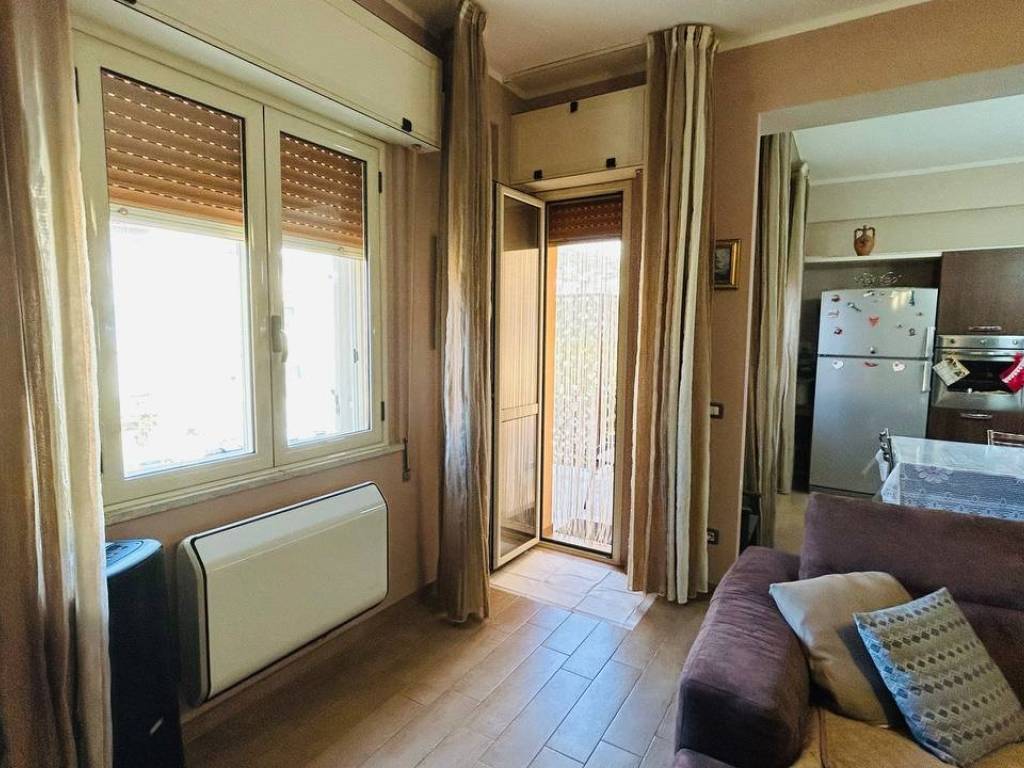 Appartamento a Lamezia terme in Via Salvatore Miceli - Foto 5