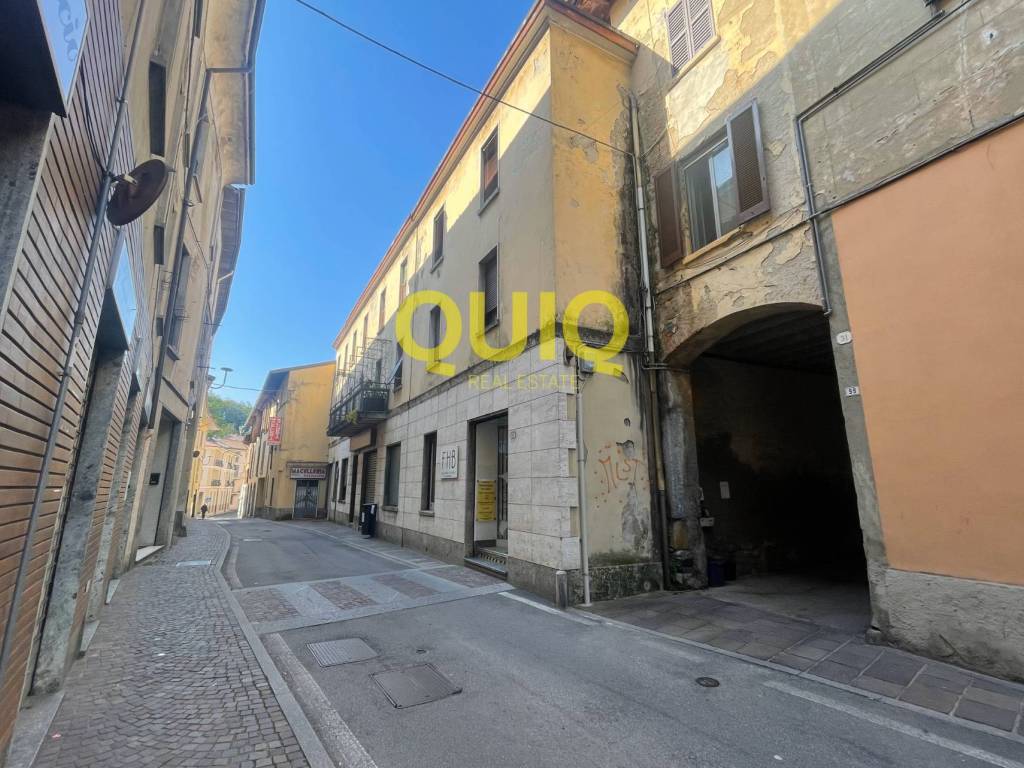 Appartamento a Barzanò in Via Giuseppe Garibaldi, 99 - Foto 4