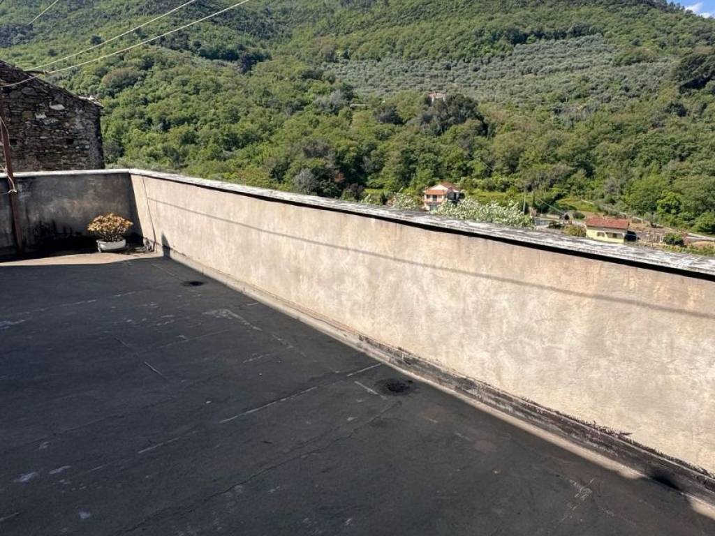 Casa indipendente a Albenga in Via alla Costa - Foto 3