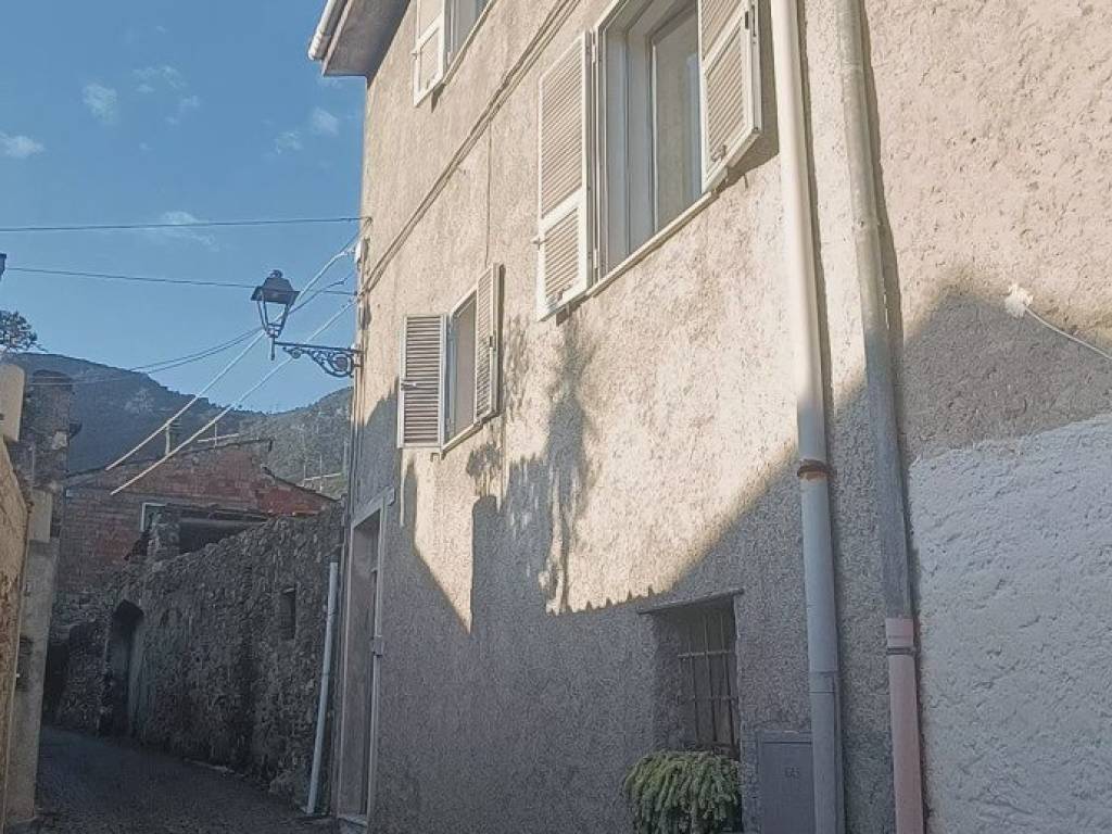 Casa indipendente a Albenga in Via alla Costa - Foto 5