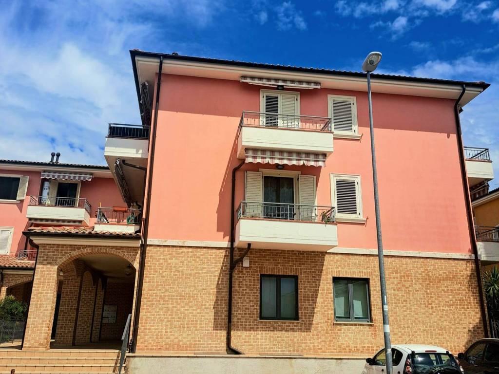 Appartamento a Loreto in Via Ernest Hemingway, 2 - Foto 4