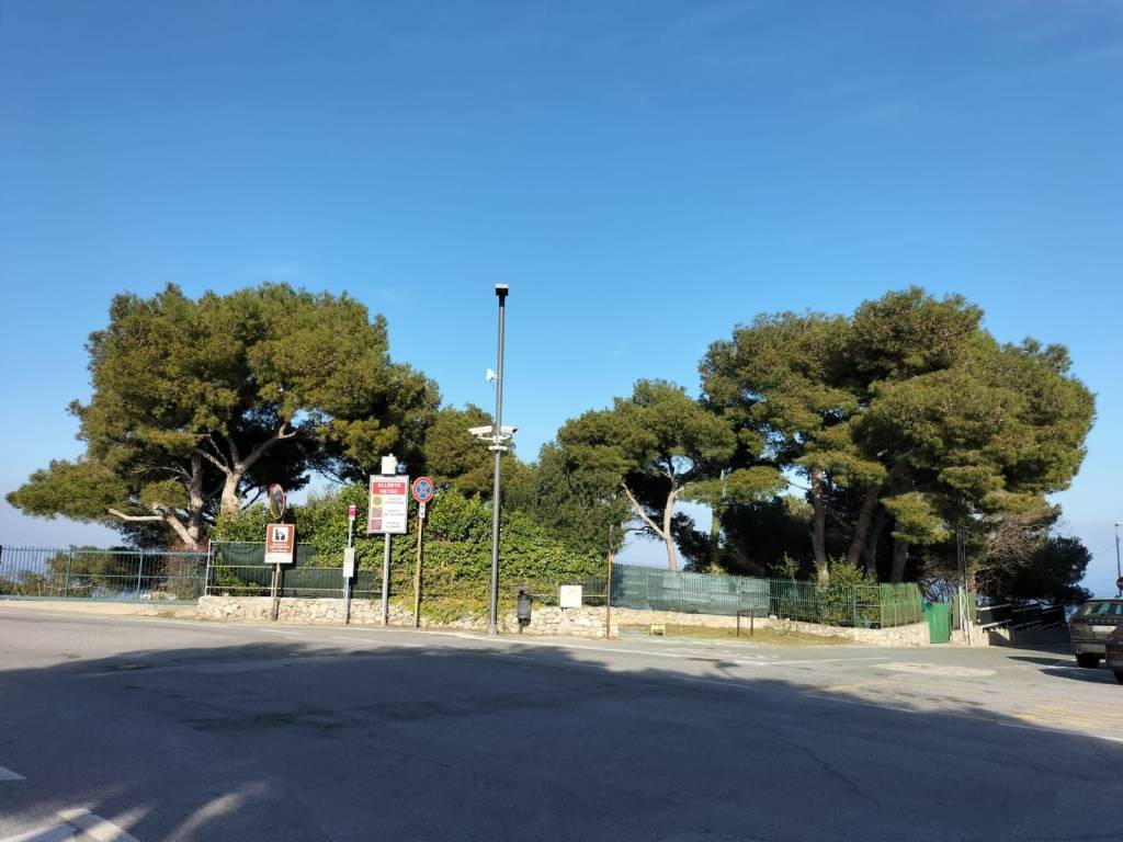 Box / garage a Bergeggi in Via Torre d'Ere - Foto 2