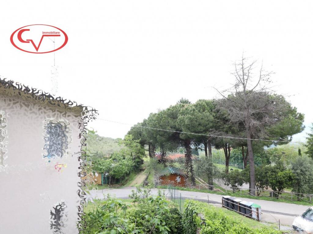 Appartamento a Cavriglia in Strada Provinciale Montegonzi - Foto 3