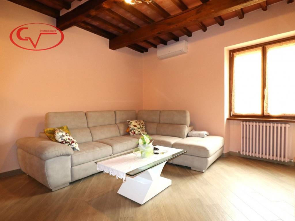 Appartamento a Cavriglia in Strada Provinciale Montegonzi - Foto 4