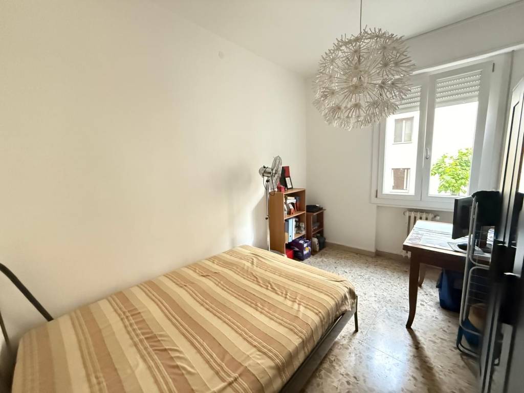 Appartamento a Modena in Via Vincenzo Bellini - Foto 5