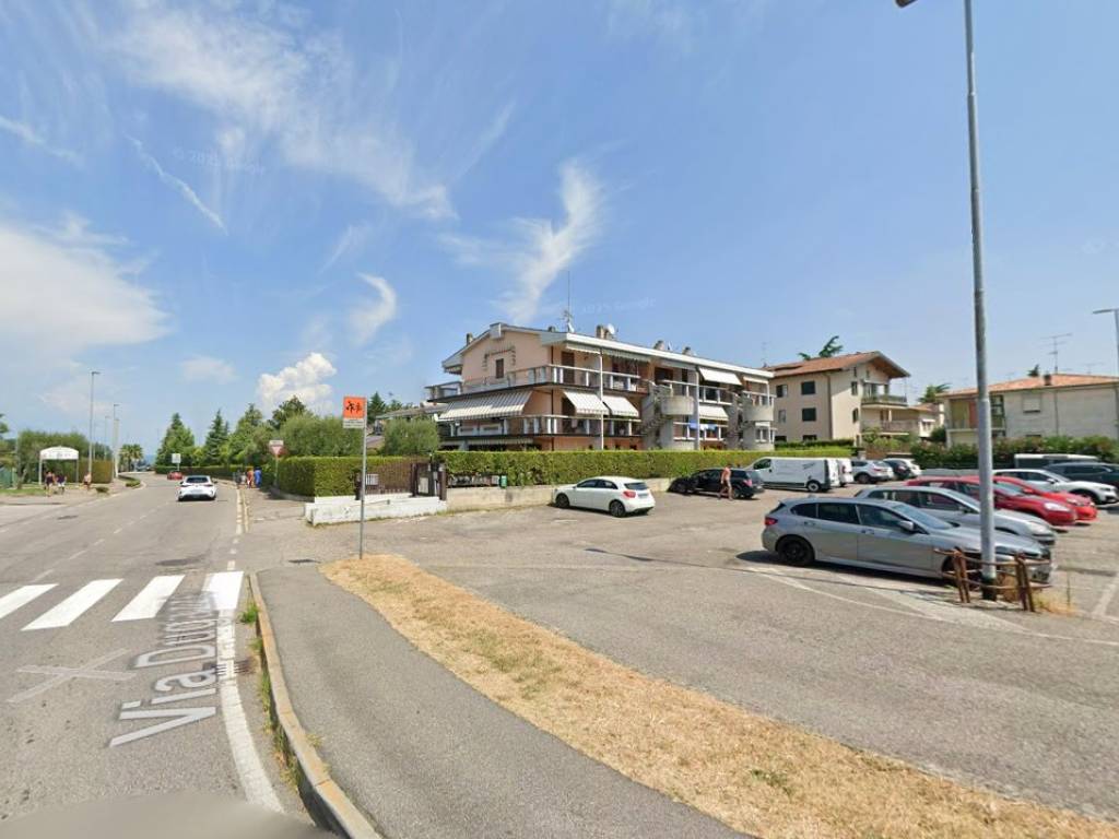 Appartamento a Desenzano del garda in Via Dugazze - Foto 5