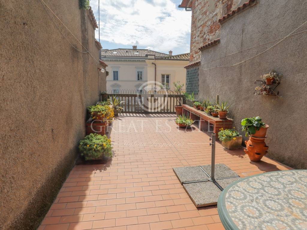 Appartamento a Castiglione del lago in Via del Forte - Foto 2