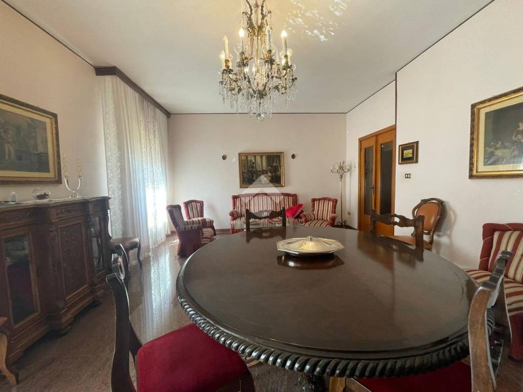 Appartamento a Cerignola in Viale di Levante, 19 - Foto 3