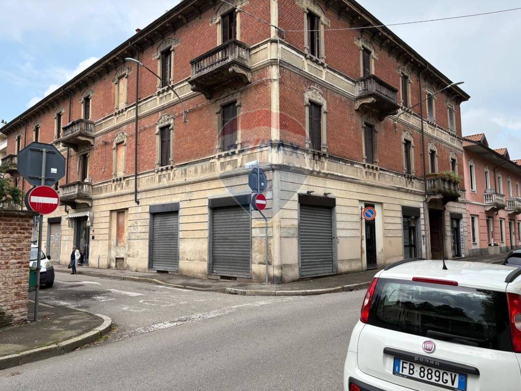 Immobile a Gallarate in VIA VOLTA, 25 - Foto 4