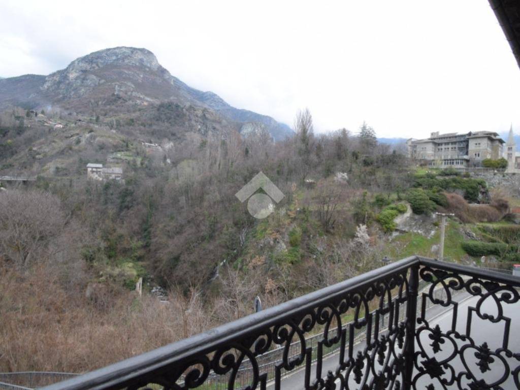 Appartamento a Chatillon in Via Hugonin, 26 - Foto 3