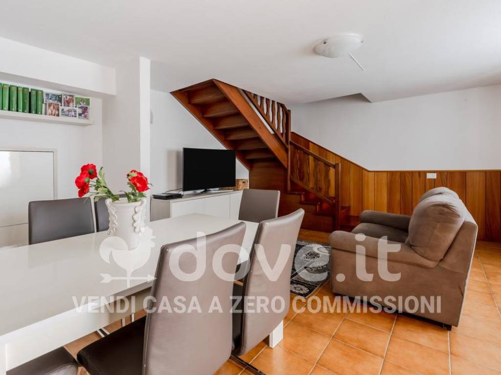 Villa a Casalzuigno in Via Monte Suello, 3 - Foto 4