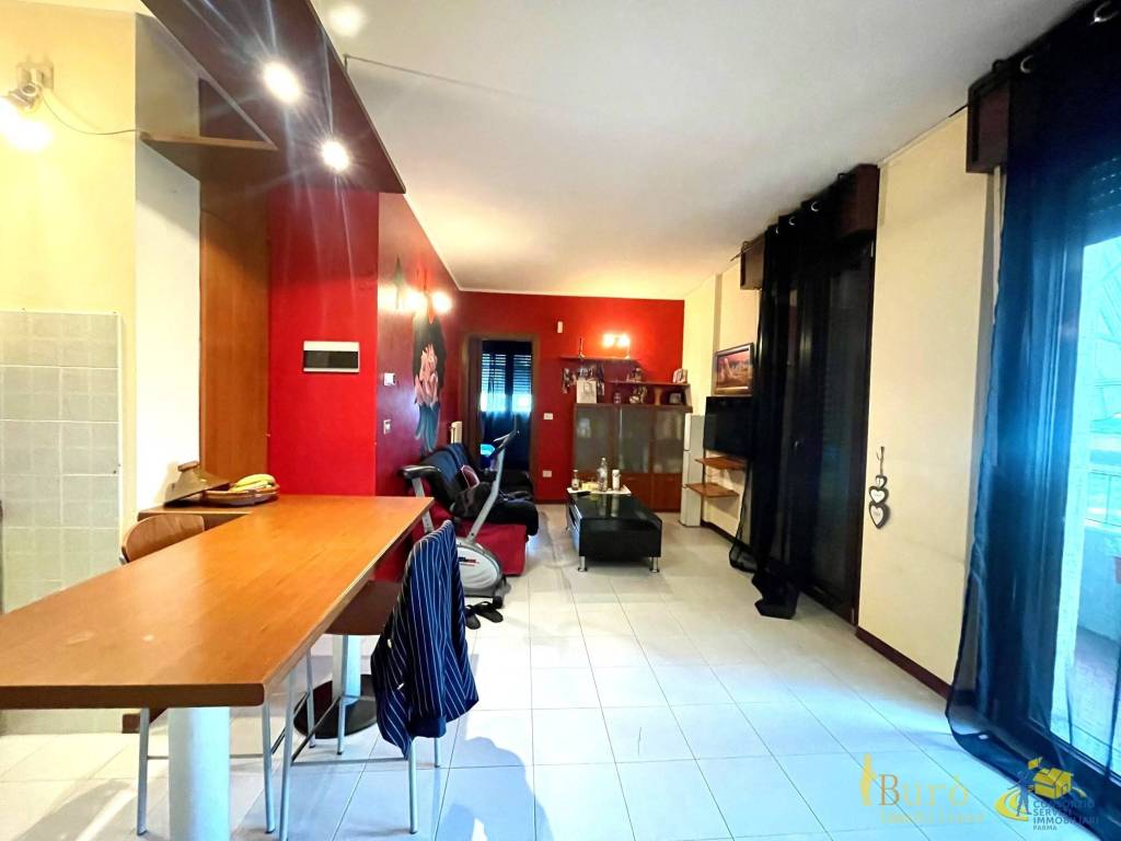 Appartamento a Parma in Piazza Mozzoni, 11 - Foto 2