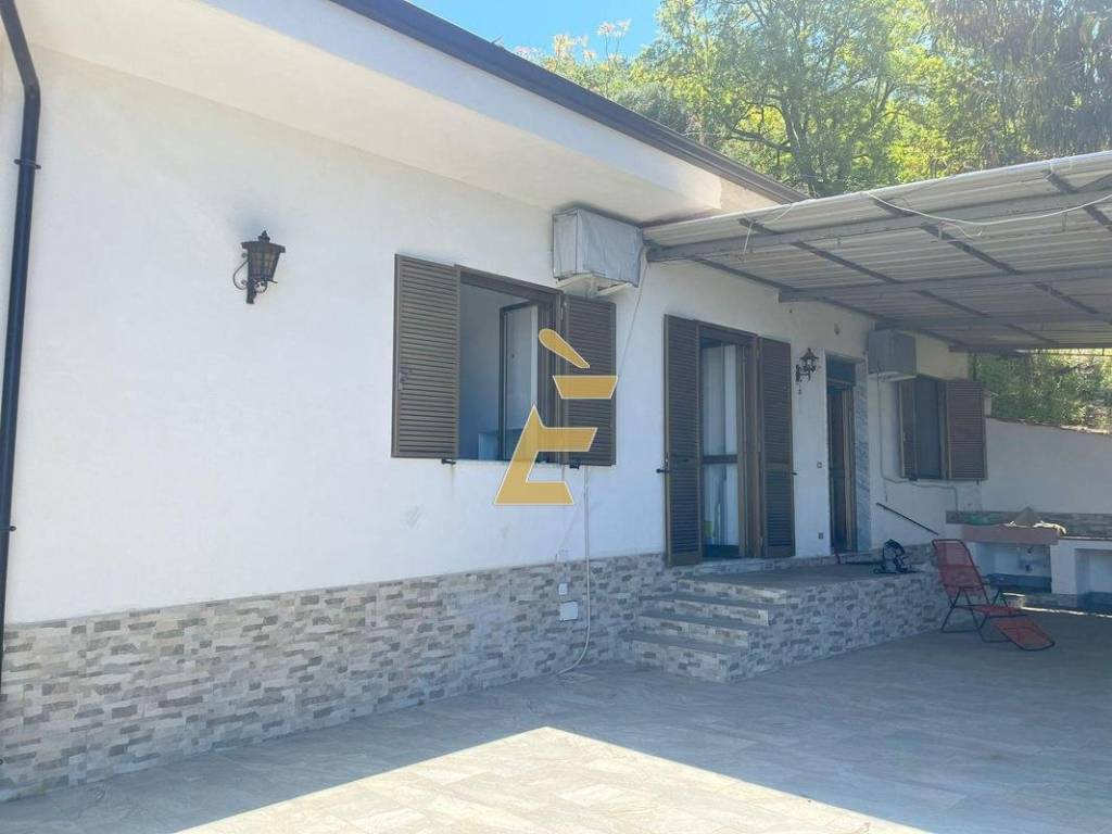 Villa a Ricadi in Via Provinciale - Foto 3