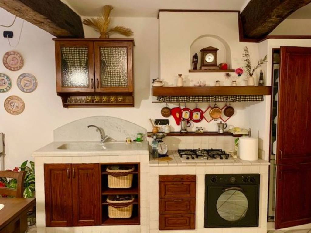 Villa a Brugnato in Borgo san bernardo s.n.c - Foto 2