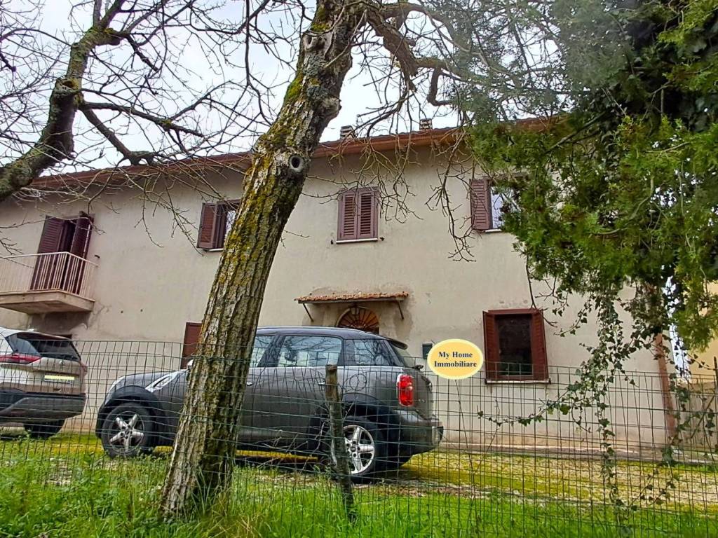 Rustico / casale a Gubbio in Località Belvedere - Foto 3