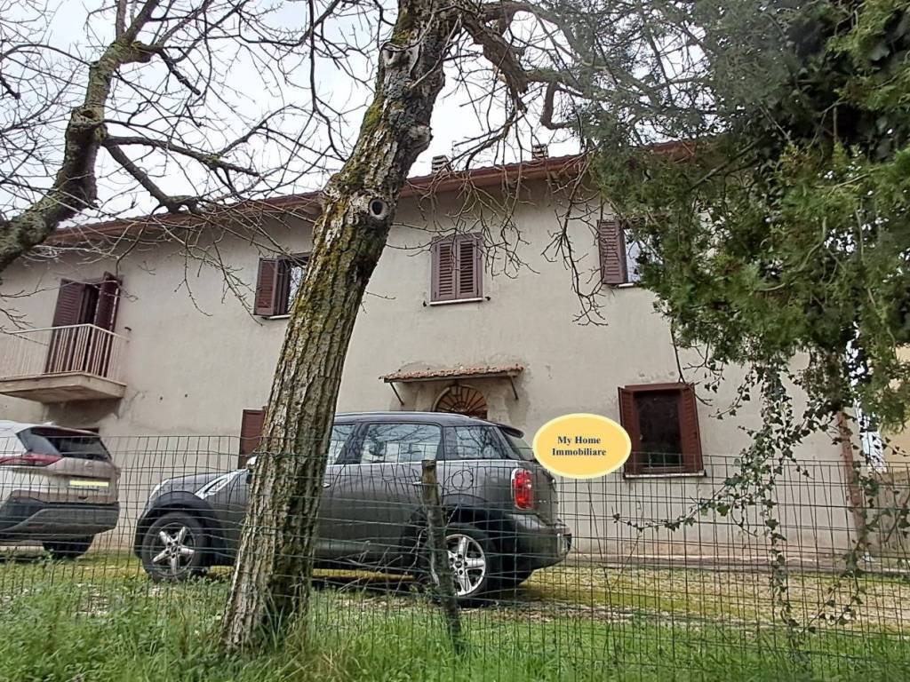 Rustico / casale a Gubbio in Località Belvedere - Foto 4