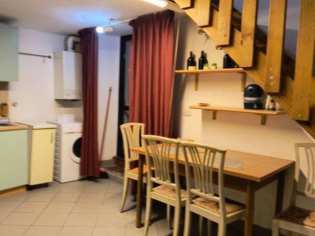 Appartamento a Perugia in Via Cesare Caporali - Foto 2