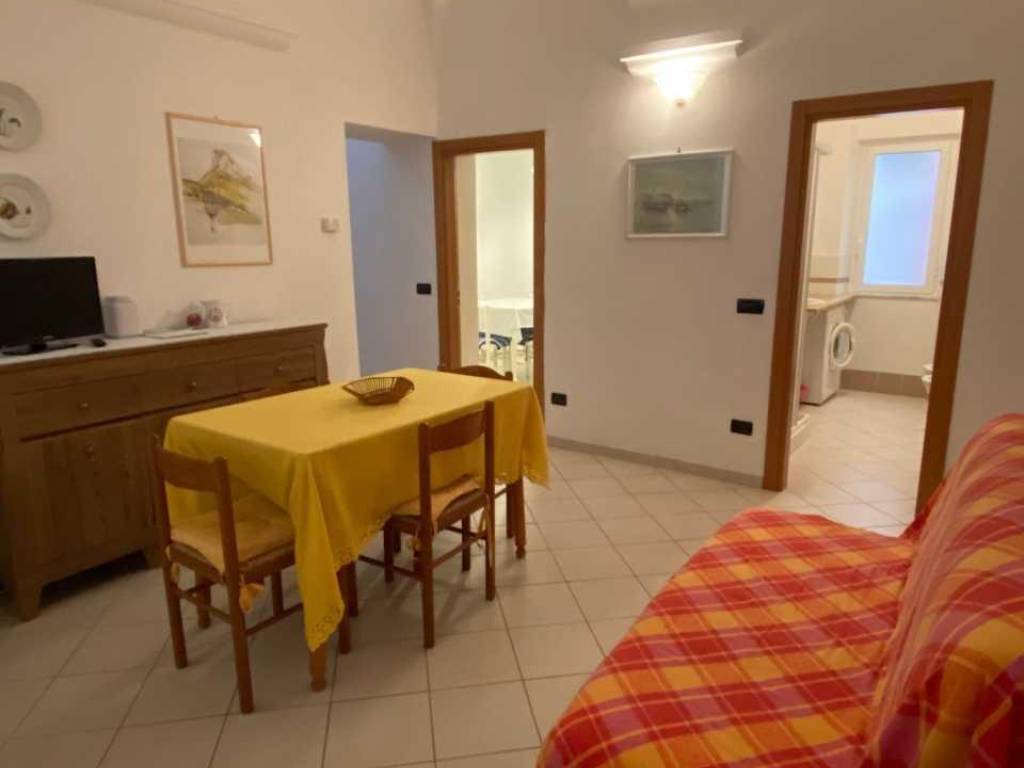 Appartamento a Finale ligure in Via Roma, 35 - Foto 4