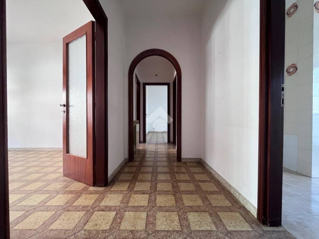 Appartamento a Mesagne in Via Carmine, 98 - Foto 5