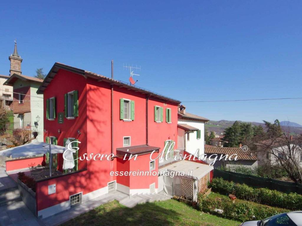 Villa a Gaggio montano in Via 3 Novembre, 41 - Foto 2