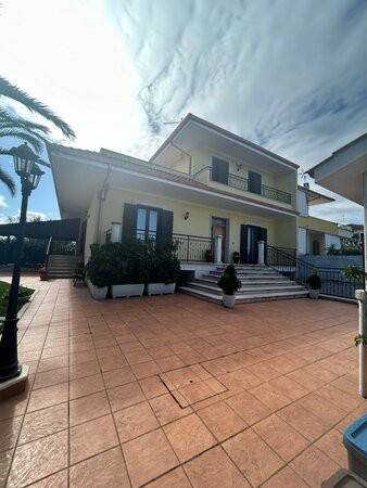 Villa a Trinitapoli in Via Inghilterra S.N.C. - Foto 2