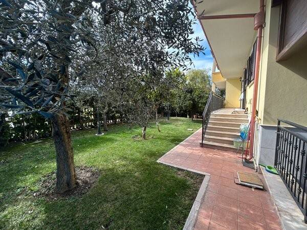 Villa a Trinitapoli in Via Inghilterra S.N.C. - Foto 5