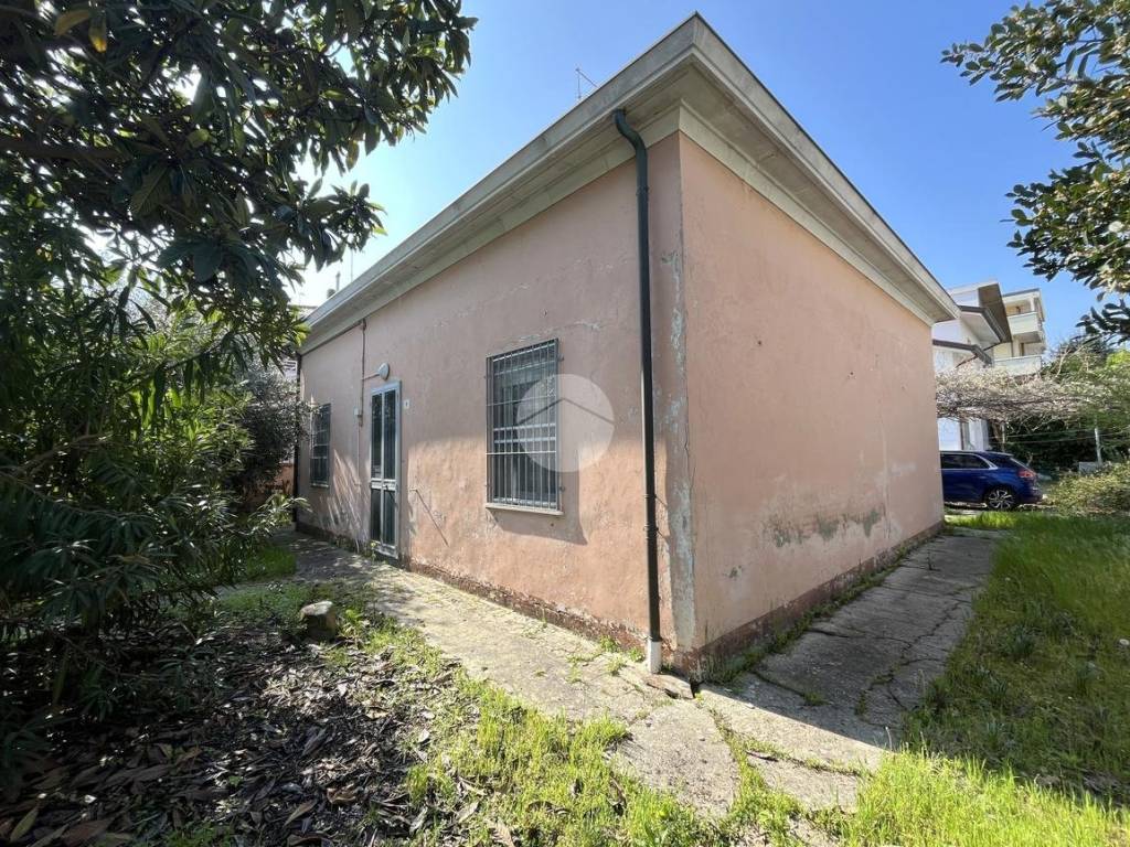 Villa a Rimini in Viale Vodice, 7 - Foto 3
