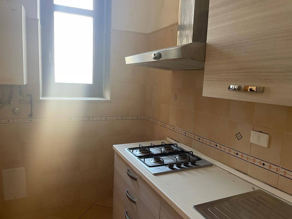 Appartamento a Salerno in Via Sant'Angelo di Ogliara, 109 - Foto 2