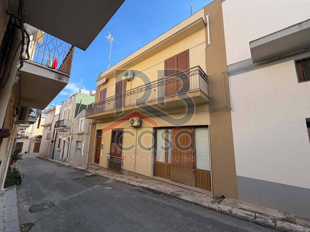 Casa indipendente a Ispica in Via Ascenzio Maucieri - Foto 2
