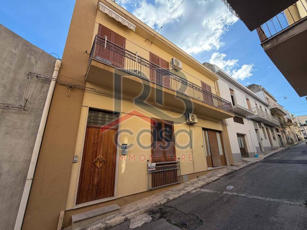 Casa indipendente a Ispica in Via Ascenzio Maucieri - Foto 4