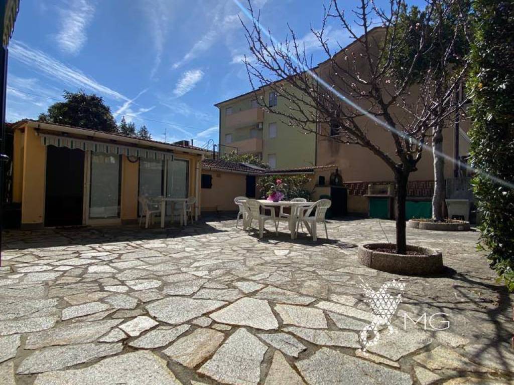 Casa indipendente a Rosignano marittimo in Via Sante Zennaro - Foto 2