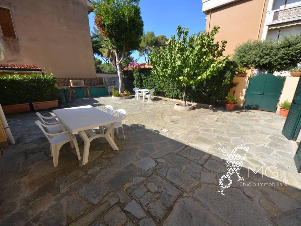 Casa indipendente a Rosignano marittimo in Via Sante Zennaro - Foto 3