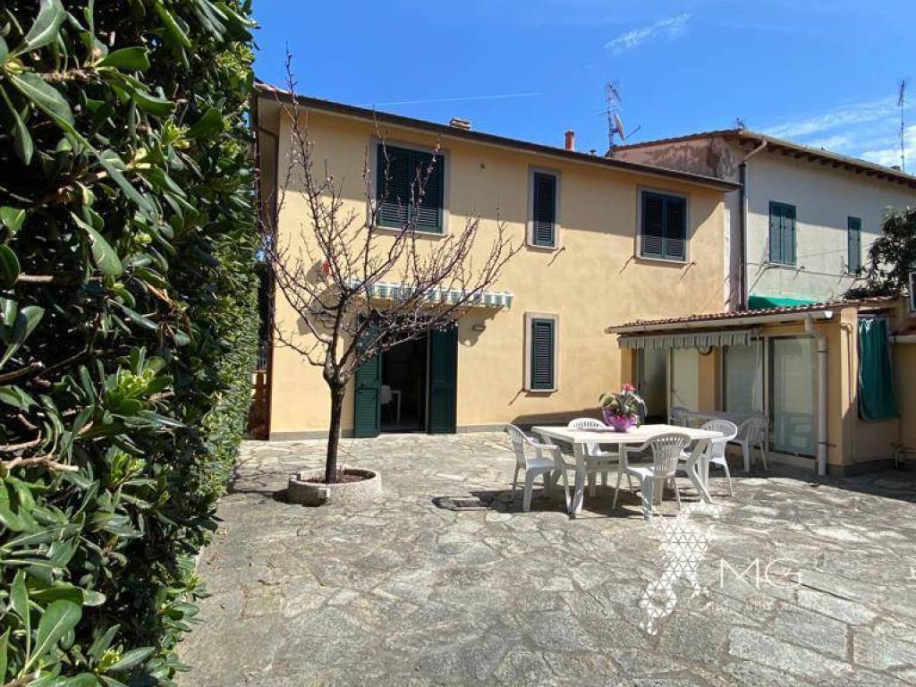 Casa indipendente a Rosignano marittimo in Via Sante Zennaro - Foto 4