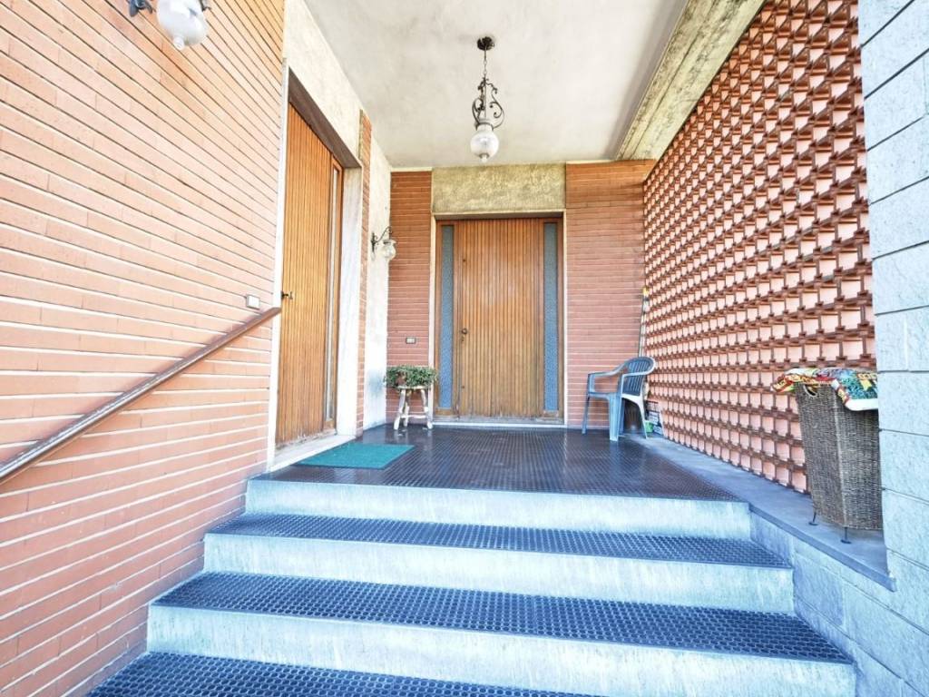 Immobile a Samarate in Via Nino Locarno - Foto 2