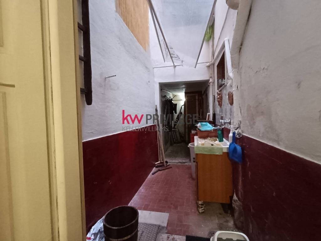 Casa indipendente a San vito dei normanni in Via Generale Toselli - Foto 4