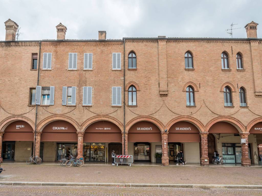 Appartamento a Carpi in Piazza dei Martiri - Foto 3