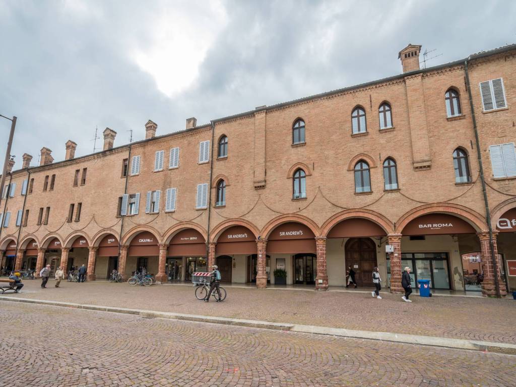 Appartamento a Carpi in Piazza dei Martiri - Foto 2