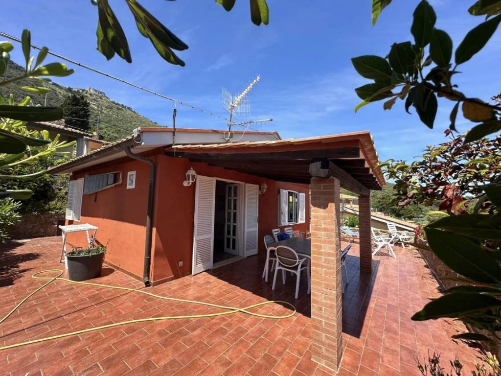 Villa a Isola del giglio in Via Arenella - Foto 3