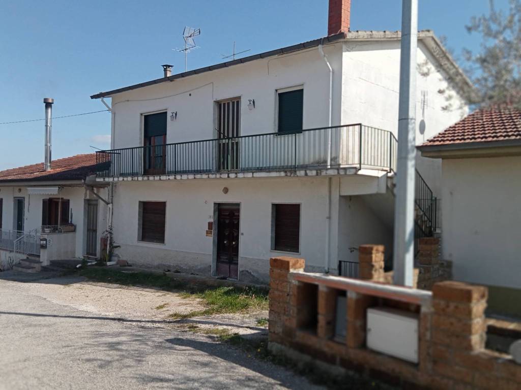 Appartamento a San giorgio del sannio in Via Cesine - Foto 4