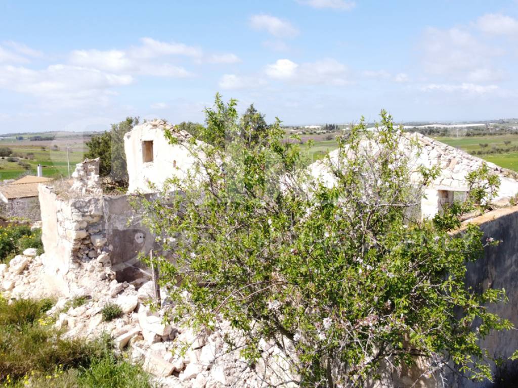 Terreno a Noto in Strada Provinciale Bimmisca-Agliastro - Foto 3